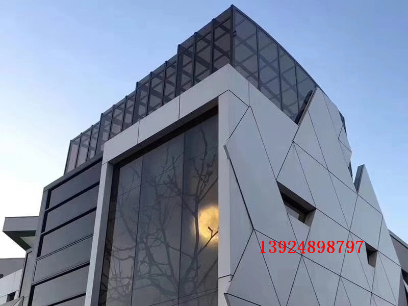 官方住建局最新备案电话更新-附-开建南沙壹号（南沙壹号花园）售楼处-楼盘评测户型-配套-备案价-开发商直营(图1)